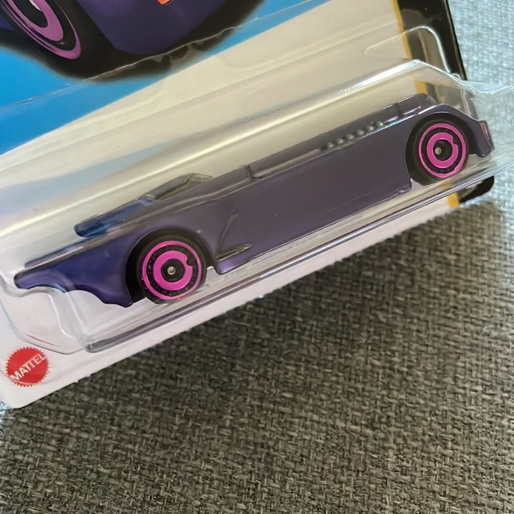 Hot Wheels DC Metallic Purple Batman Car